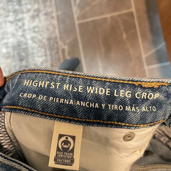 Universal Thread Highest Rise Wide Leg Crop Jeans 0/25 - Picture 6 of 7